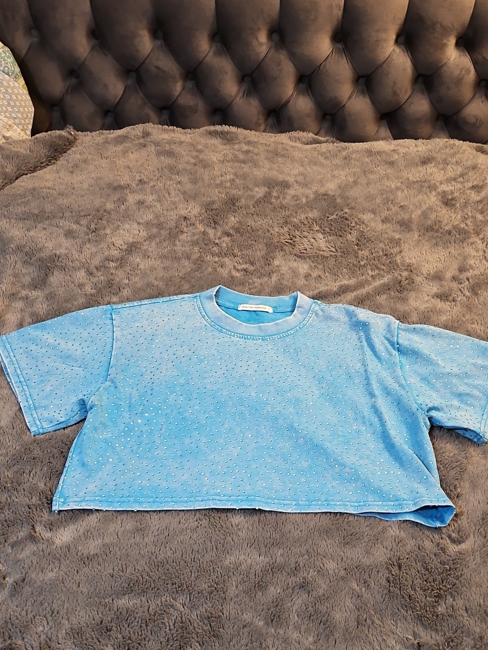 Womens Light Blue Embellished Crop Tee - Fully Rhinestoned Front And Back NWOT